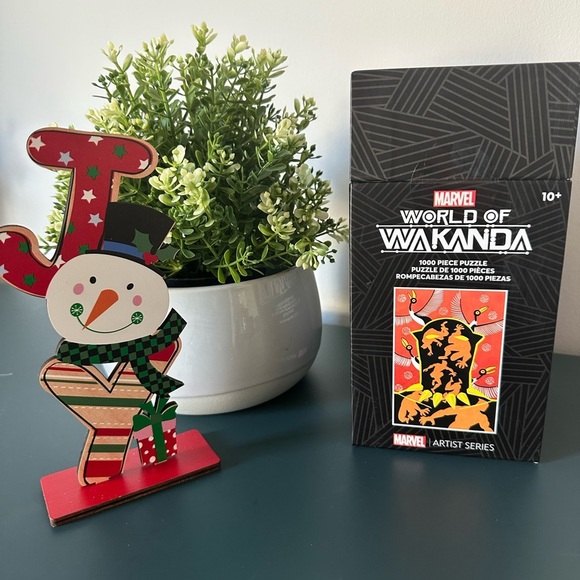 Disney Marvel World of Wakanda Puzzle - 1000 Pc Jigsaw Puzzle - Picture 1 of 4